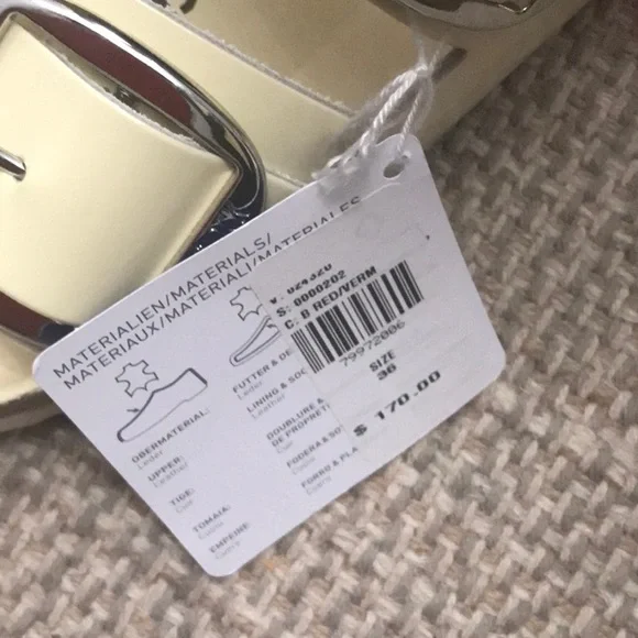 Birkenstock Arizona Big Buckle
Natural Leather Patent NWT size 40/L9 - Picture 10 of 11